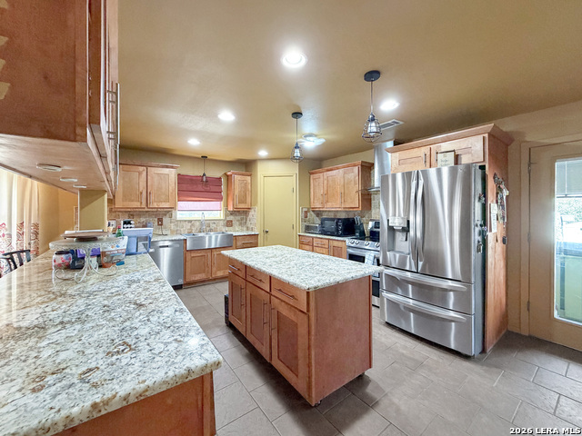 Image 18 of 45 For 1721 Fm 3424