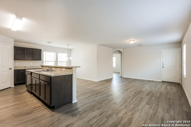 Image 6 of 15 For 10382 Clearwater Way