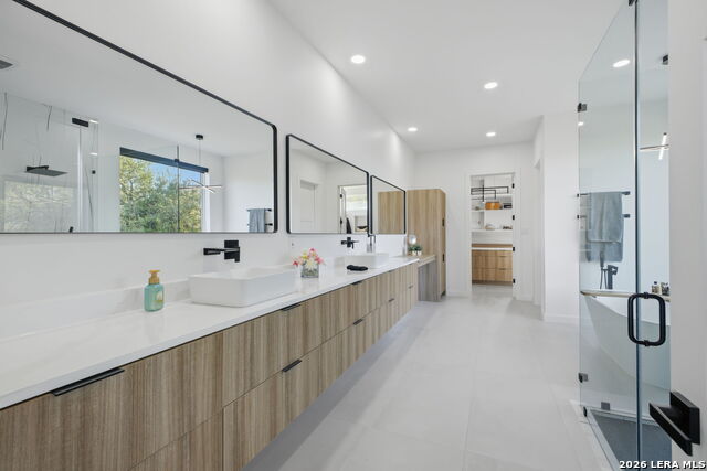 Image 19 of 56 For 23119 Casey Canyon