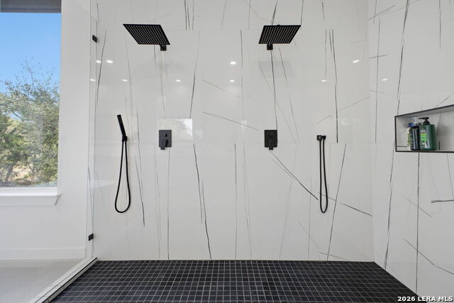 Image 21 of 56 For 23119 Casey Canyon