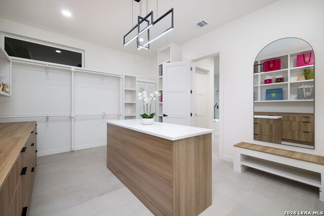 Image 23 of 56 For 23119 Casey Canyon