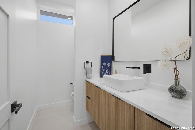 Image 32 of 56 For 23119 Casey Canyon