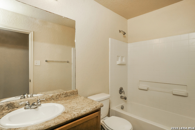 Listing photo id 9 for 8915 Bonnie Butler