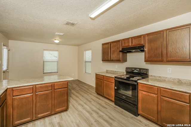 Listing photo id 2 for 8915 Bonnie Butler