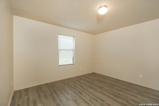 Listing photo id 7 for 8915 Bonnie Butler