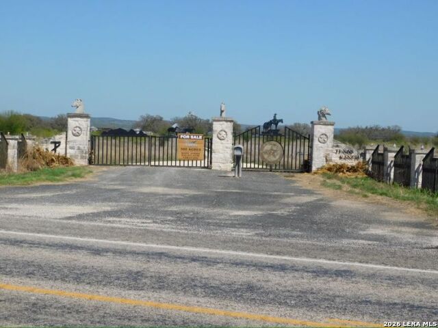 Image 8 of 9 For 10566 Texas 127