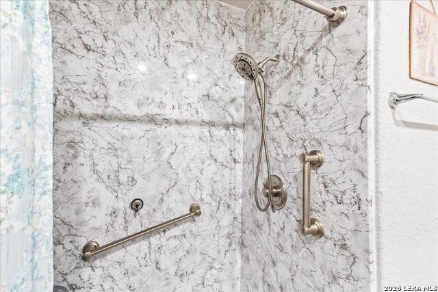 Image 17 of 30 For 6331 Arredondo