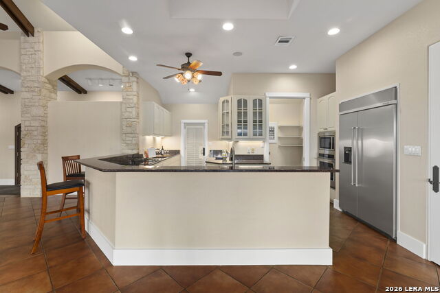 Image 15 of 34 For 15529 Escarpment Oak