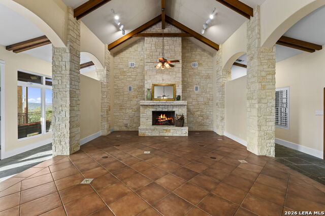 Image 7 of 34 For 15529 Escarpment Oak