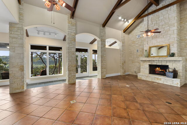 Image 9 of 34 For 15529 Escarpment Oak