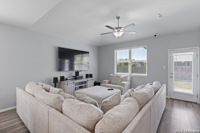 Image 13 of 36 For 11510 Bakersfield Pass