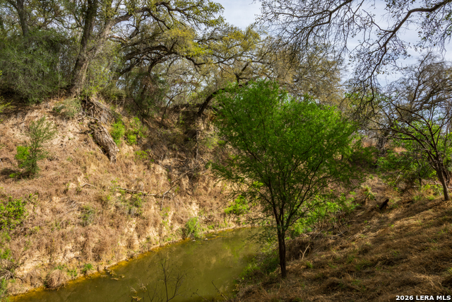 Image 37 of 47 For 994 Marburger