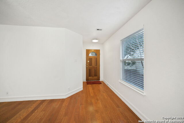 Image 6 of 33 For 10215 Tiger Bay