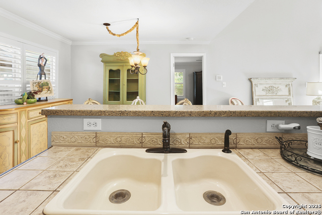 Image 10 of 31 For 16 Pembroke Lane