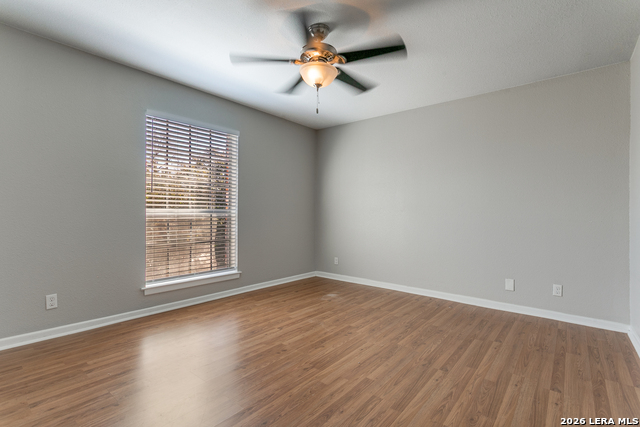 Image 16 of 25 For 8401 New Braunfels N 207a