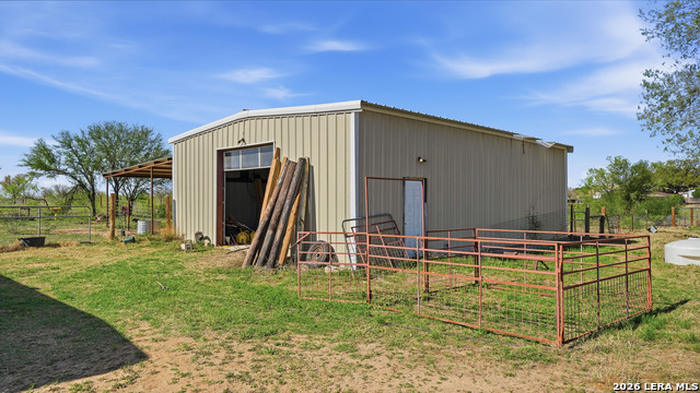 Image 23 of 28 For 8204 New Sulphur Springs Rd