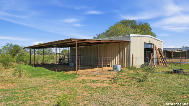 Image 24 of 28 For 8204 New Sulphur Springs Rd