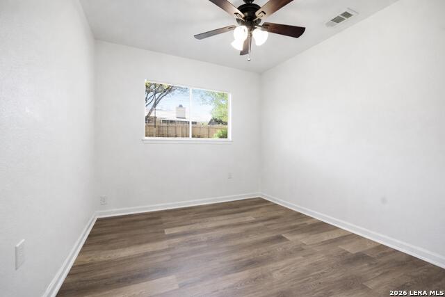 Image 16 of 31 For 5722 Misty Glen