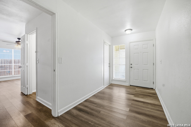 Image 6 of 31 For 5722 Misty Glen