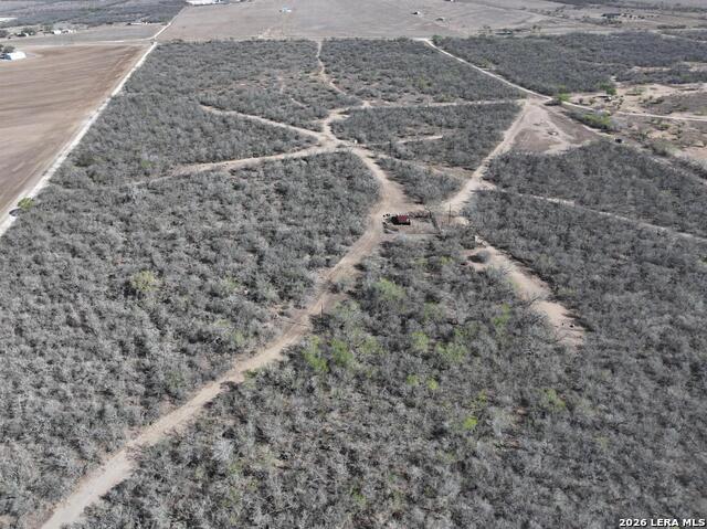 Listing photo id 11 for 6617 Fm 882  