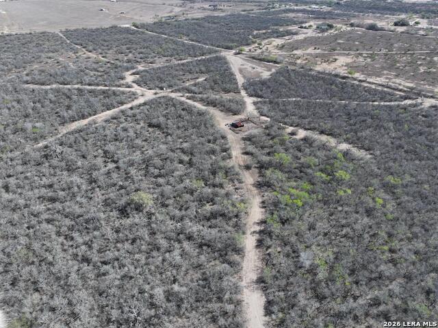 Listing photo id 12 for 6617 Fm 882  