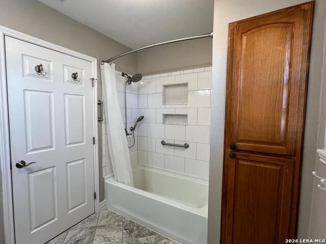 Listing photo id 25 for 6617 Fm 882  