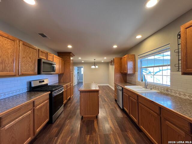 Listing photo id 29 for 6617 Fm 882  