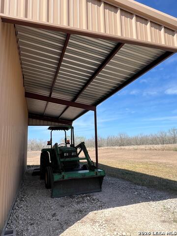 Listing photo id 30 for 6617 Fm 882  