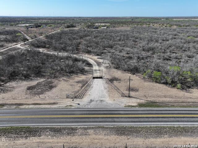 Listing photo id 32 for 6617 Fm 882  