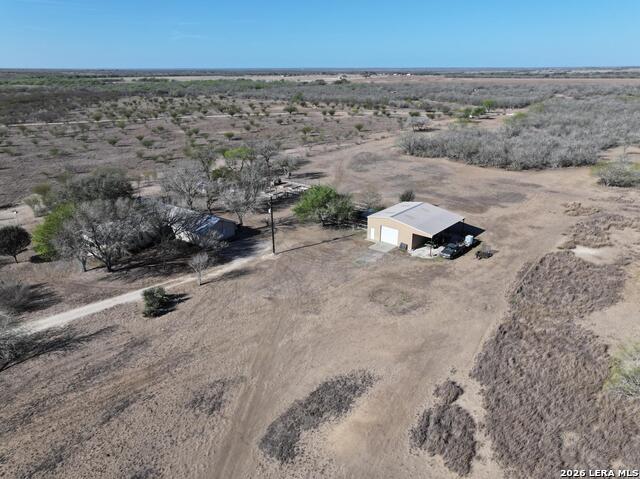 Listing photo id 34 for 6617 Fm 882  