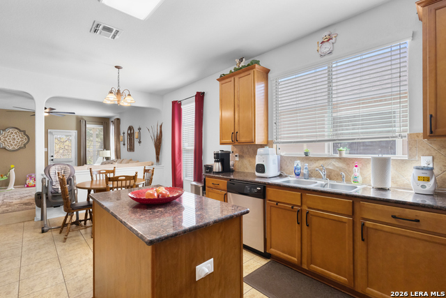 Image 11 of 36 For 7546 Paraiso Point