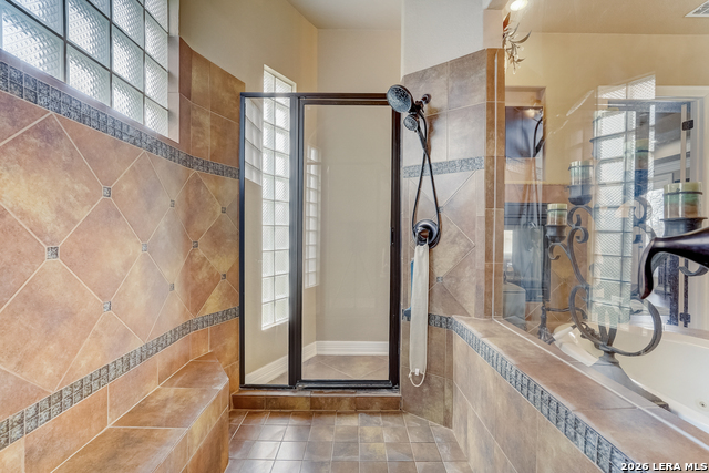 Image 20 of 45 For 21411 Liguria