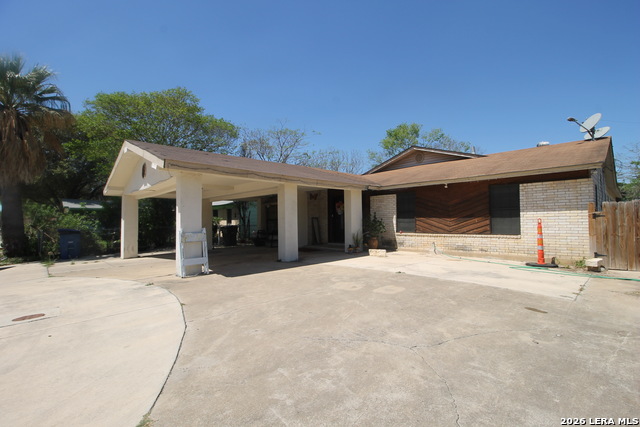 Image 2 of 23 For 3507 Fairmeadows