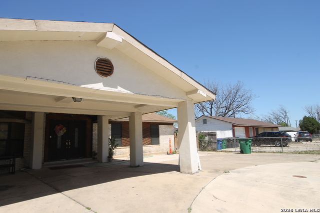 Image 5 of 23 For 3507 Fairmeadows