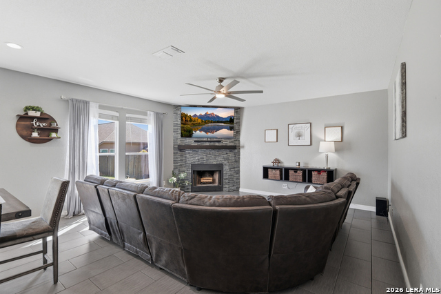 Image 15 of 37 For 7606 Presidio Crest