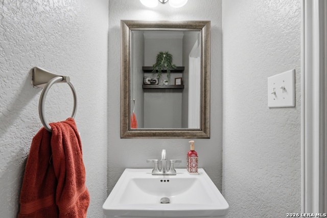 Image 16 of 37 For 7606 Presidio Crest