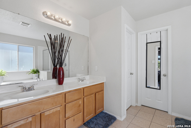 Image 21 of 37 For 7606 Presidio Crest