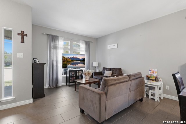 Image 5 of 37 For 7606 Presidio Crest