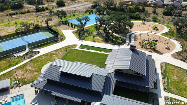 Image 34 of 36 For 20817 Stonework Spur