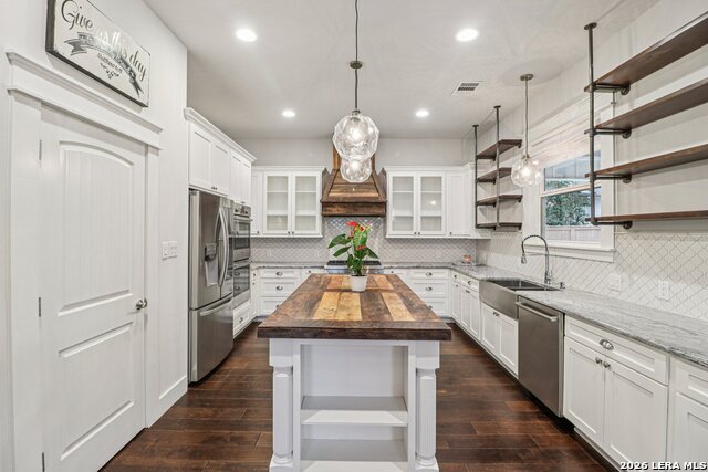 Image 12 of 60 For 115 & 113 Evergreen E