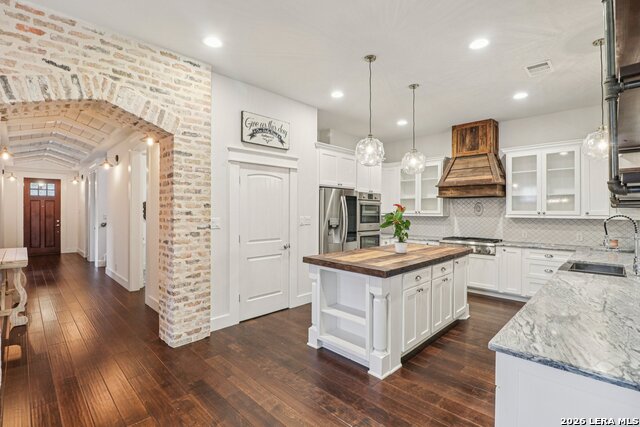 Image 13 of 60 For 115 & 113 Evergreen E