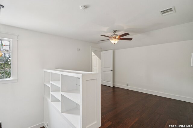 Image 23 of 60 For 115 & 113 Evergreen E