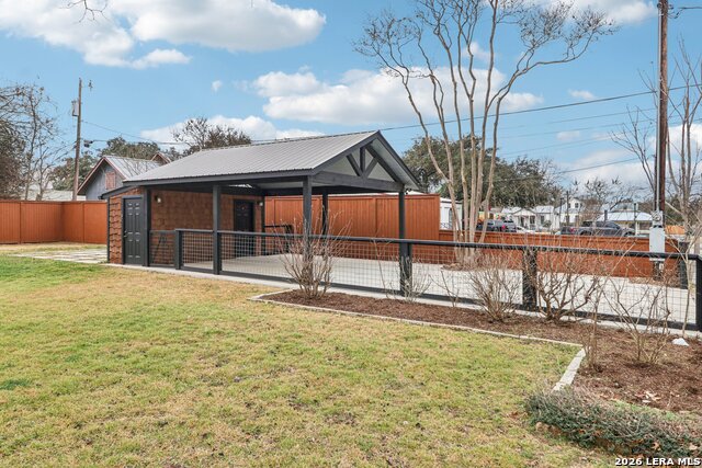 Image 41 of 60 For 115 & 113 Evergreen E