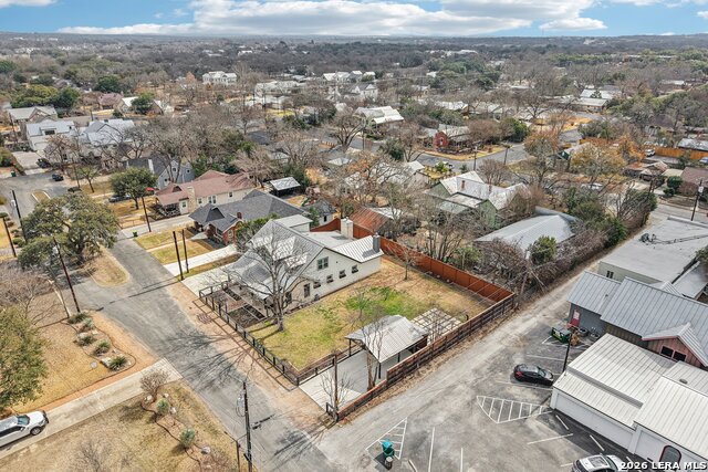 Image 52 of 60 For 115 & 113 Evergreen E