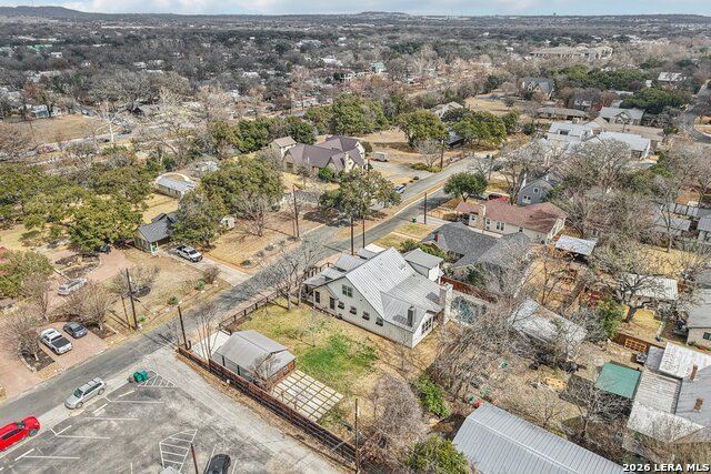 Image 53 of 60 For 115 & 113 Evergreen E