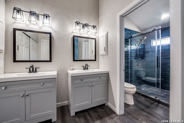 Image 11 of 13 For 5631 Timber Rail