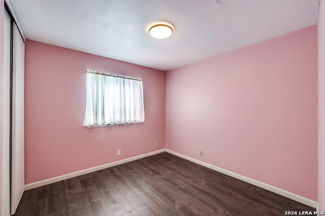 Image 9 of 13 For 5631 Timber Rail