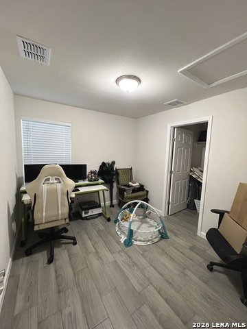 Image 5 of 10 For 1755 Live Oak