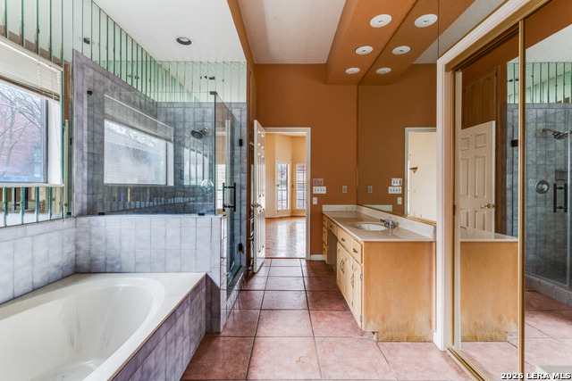 Image 18 of 34 For 3915 Creek Point