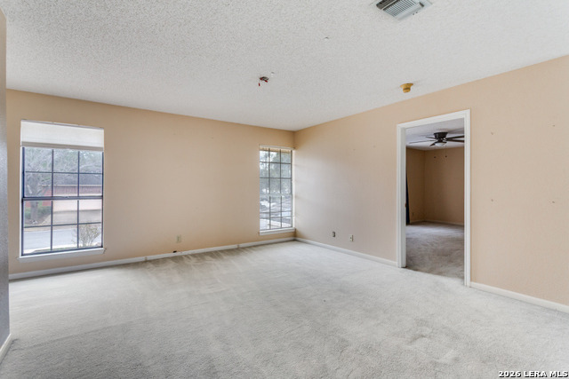 Image 20 of 34 For 3915 Creek Point